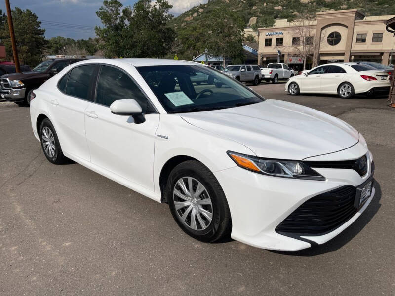 2018 Toyota Camry Hybrid LE