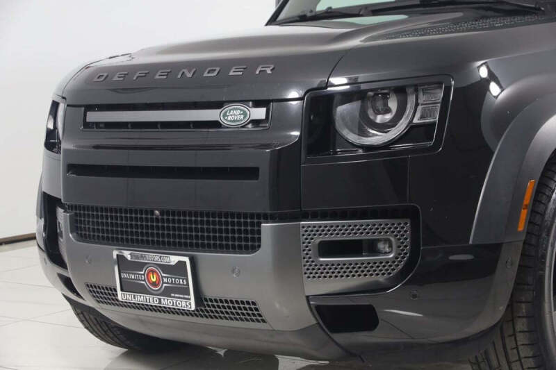 2023 Land Rover Defender 110 V8