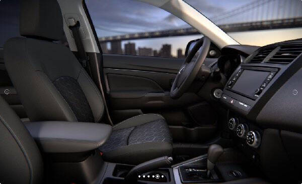 2025 Mitsubishi Outlander Sport ES