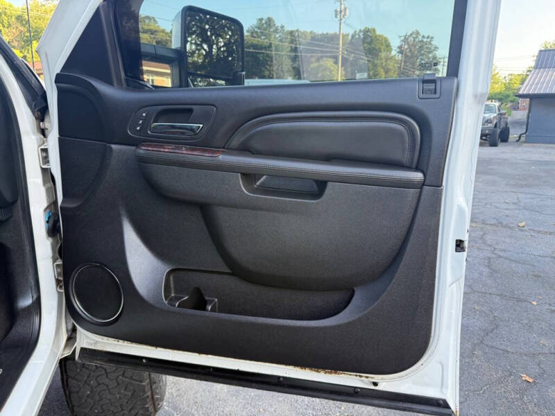 2011 GMC Sierra 2500HD Denali