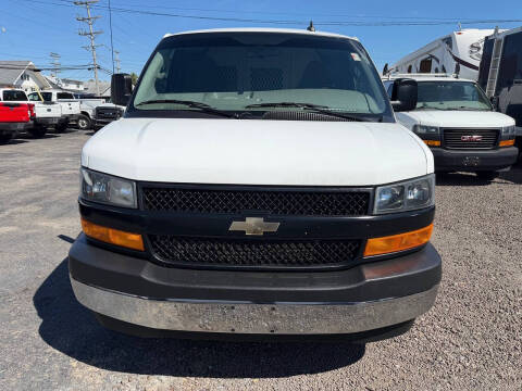 2022 Chevrolet Express 3500