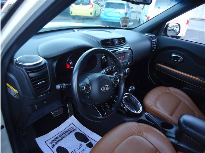 2016 Kia Soul !