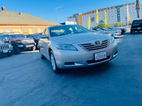 2007 Toyota Camry Hybrid for sale at Ronnie Motors LLC in San Jose CA