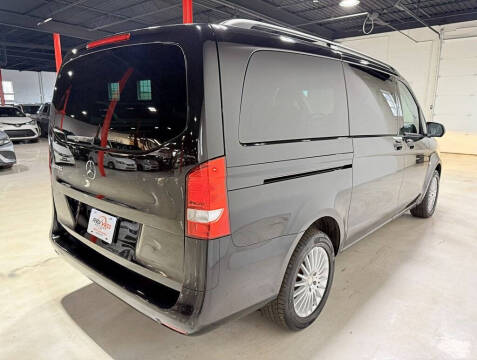 2017 Mercedes-Benz Metris Passenger