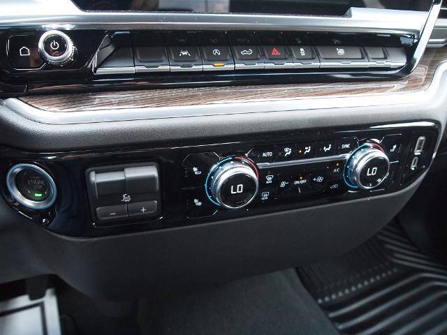 2025 GMC Sierra 1500 Elevation Standard