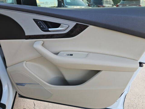 2019 Audi Q7 quattro Premium Plus 45 TFSI