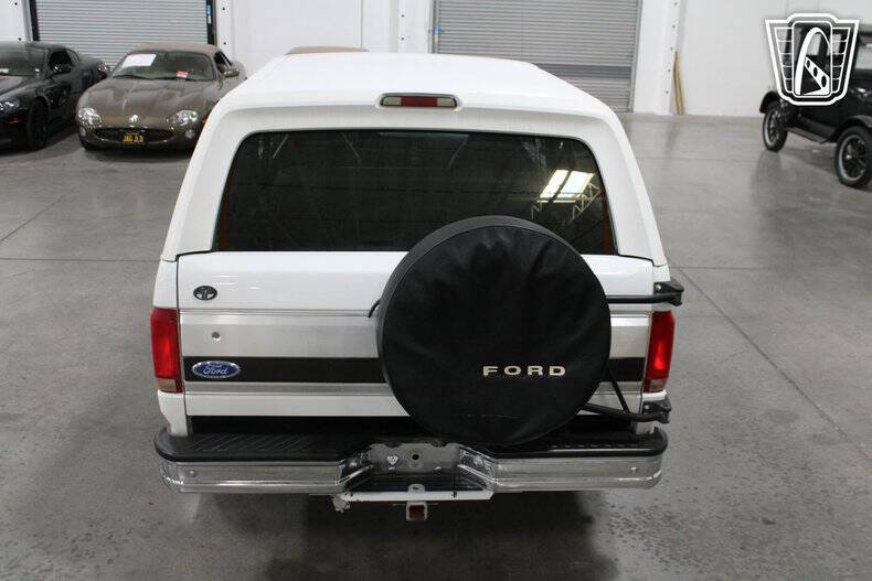 1992 Ford Bronco XLT