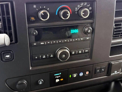 2025 Chevrolet Express LT 2500