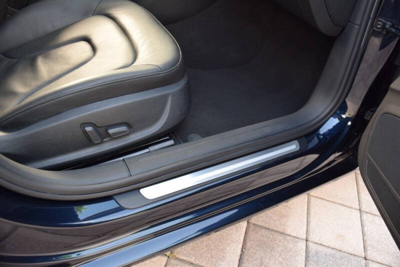 2011 Audi A4 2.0T quattro Premium Plus
