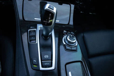 2013 BMW 5 Series 528i