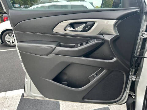 2020 Chevrolet Traverse LT Cloth