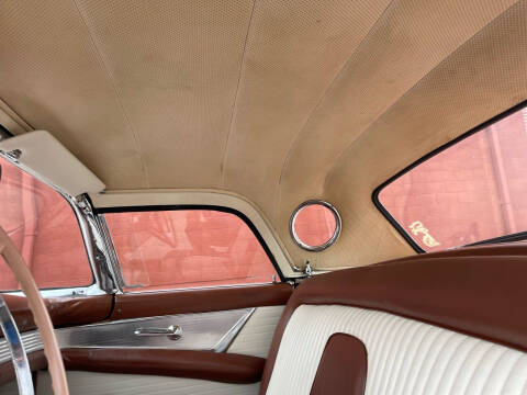 1956 Ford Thunderbird