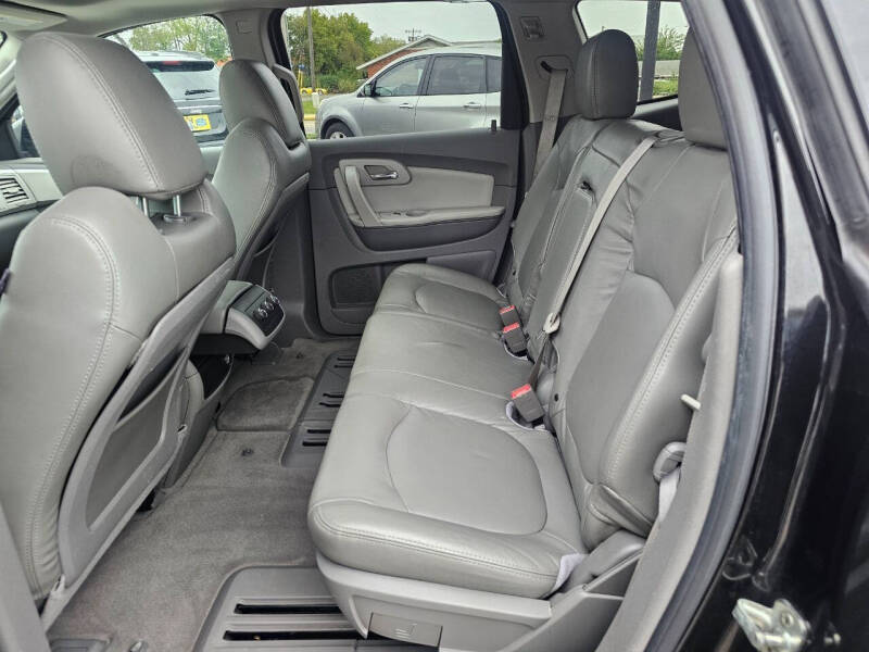 2011 Chevrolet Traverse LT