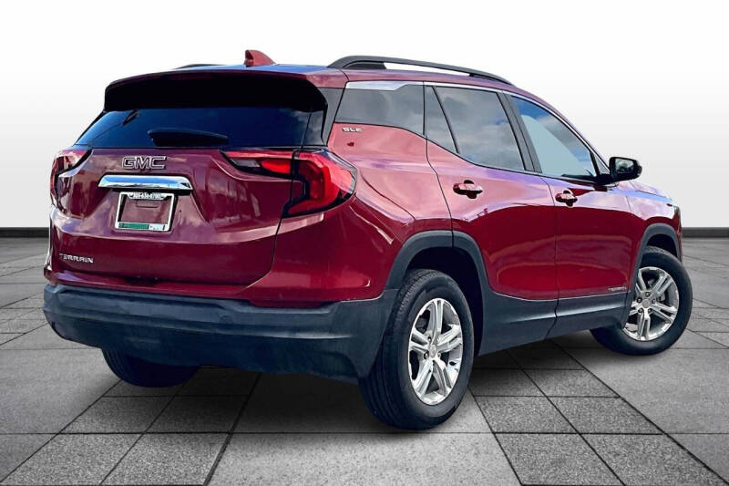 2024 GMC Terrain SLE