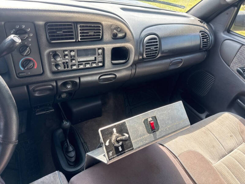 2001 Dodge Ram 2500 ST
