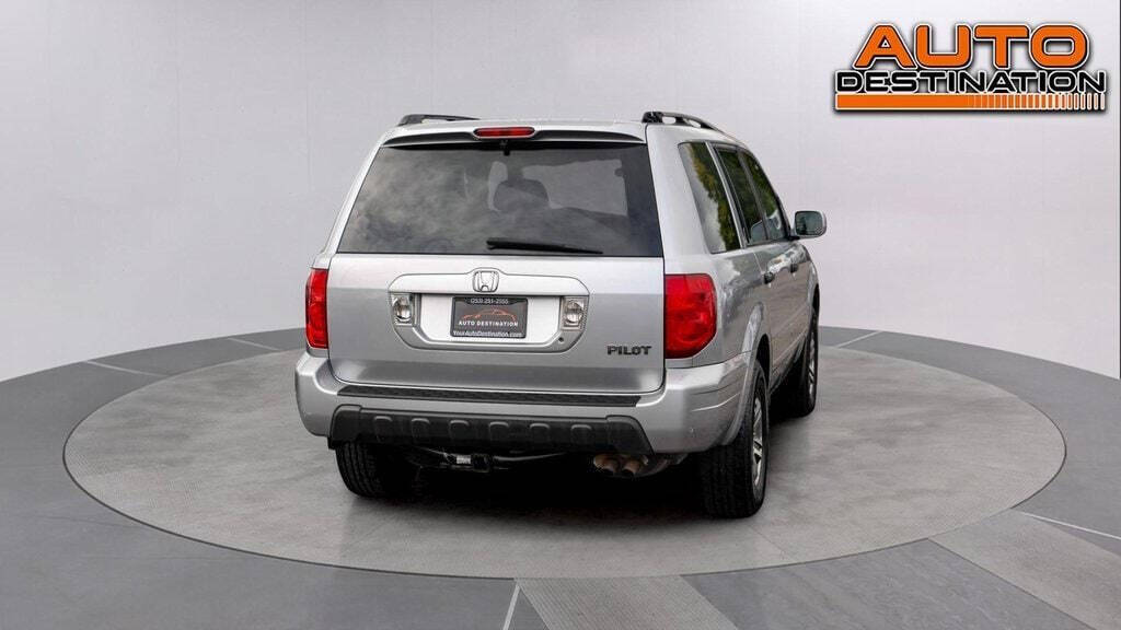 2004 Honda Pilot for sale at Auto Destination in Puyallup, WA