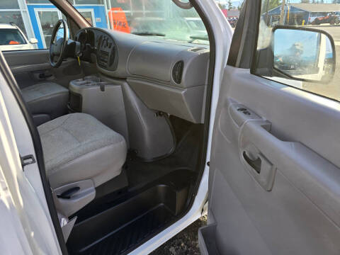 2002 Ford E-Series E-250