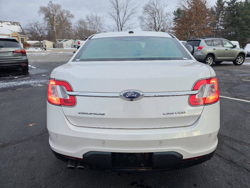 2011 Ford Taurus Limited