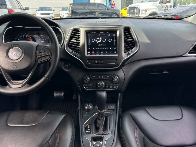 2020 Jeep Cherokee Trailhawk