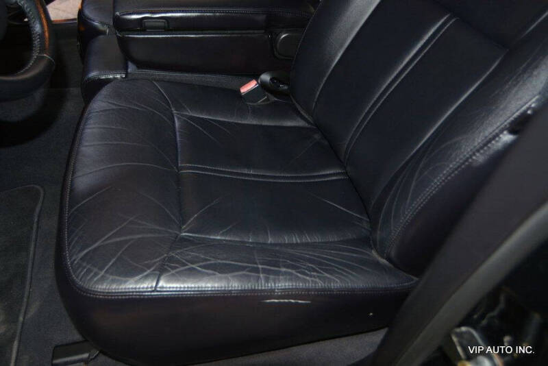 2005 Lincoln Town Car Signature Limited