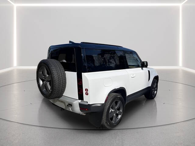 2025 Land Rover Defender 90 P300 S