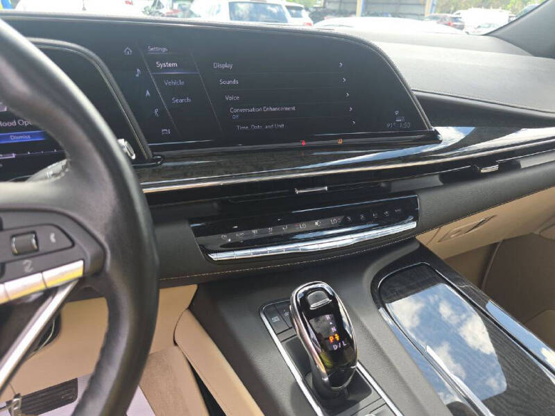 2024 Cadillac Escalade Premium Luxury