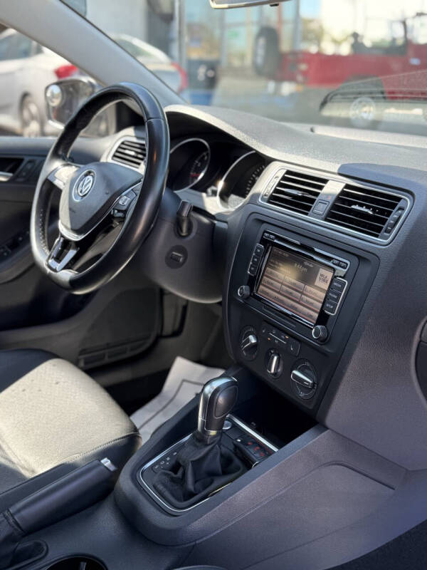 2015 Volkswagen Jetta SE