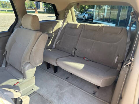 2005 Toyota Sienna
