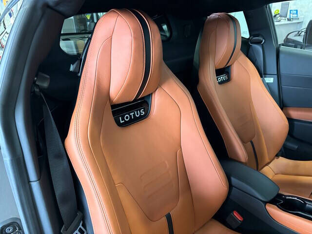 2024 Lotus Emira 15
