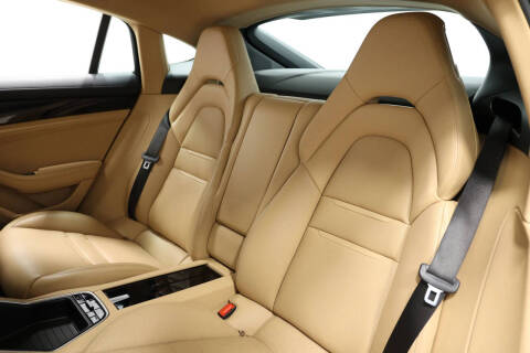 2018 Porsche Panamera