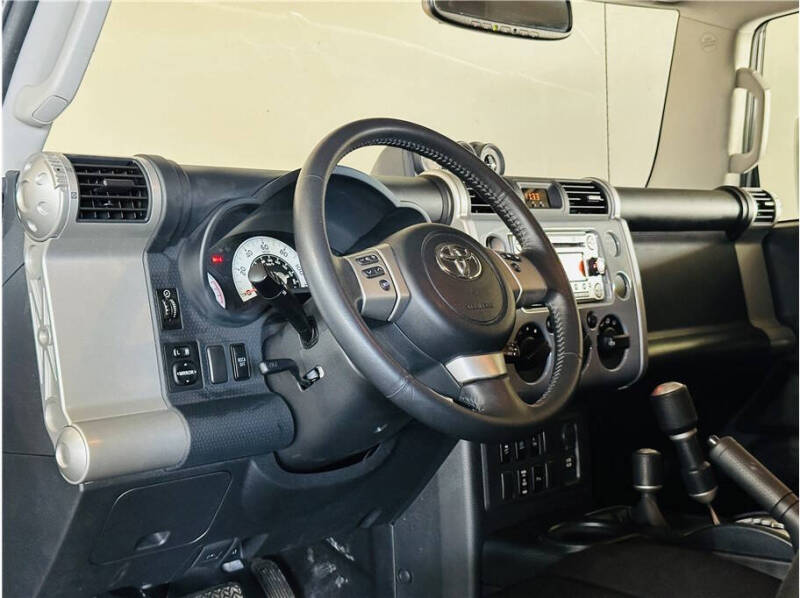 2014 Toyota FJ Cruiser