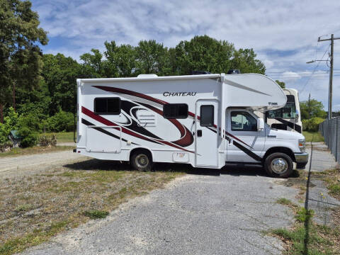 2023 Thor Motor Coach Chateau 22E