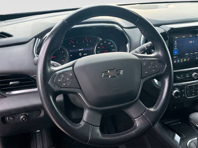 2022 Chevrolet Traverse LT Cloth