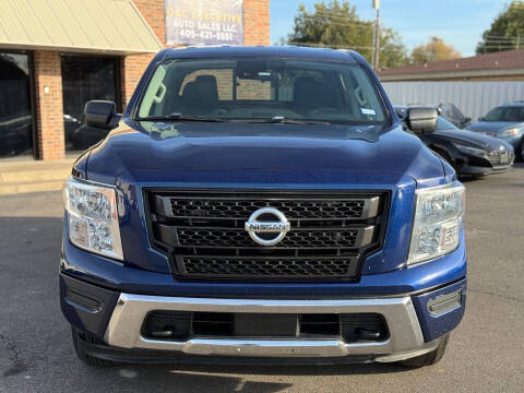 2022 Nissan Titan S
