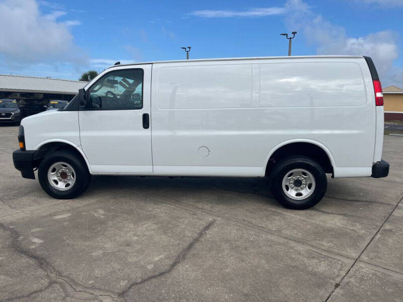 2024 Chevrolet Express 2500
