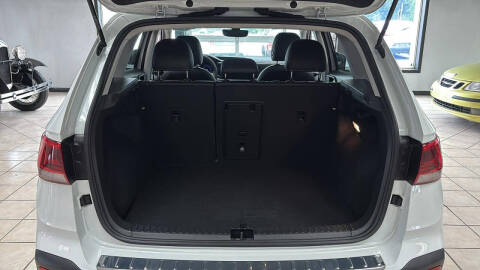 2023 Volkswagen Taos SEL 4Motion