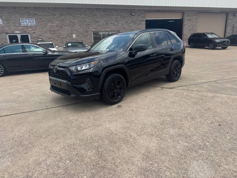 2020 Toyota RAV4 LE