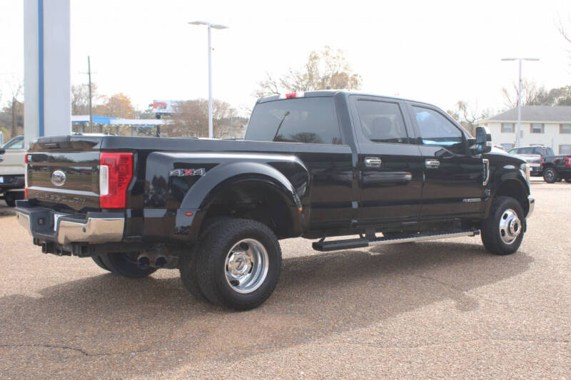 2017 Ford F-350 Super Duty XLT