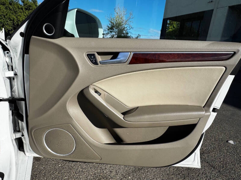 2012 Audi A4 2.0T quattro Avant Premium Plus