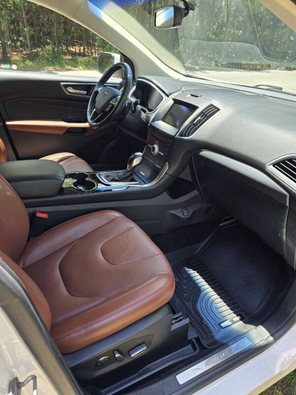 2017 Ford Edge Titanium
