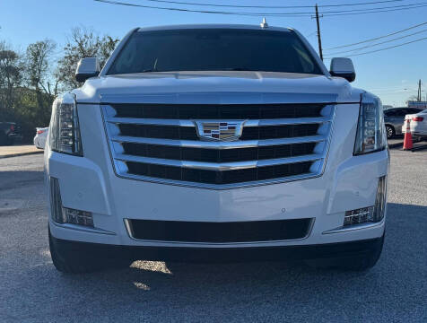 2017 Cadillac Escalade Luxury