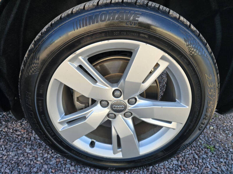 2018 Audi Q5 2.0T quattro Premium Plus