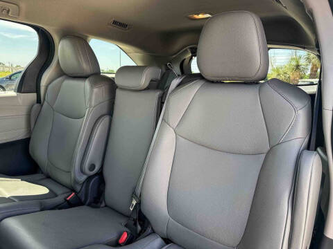 2021 Toyota Sienna