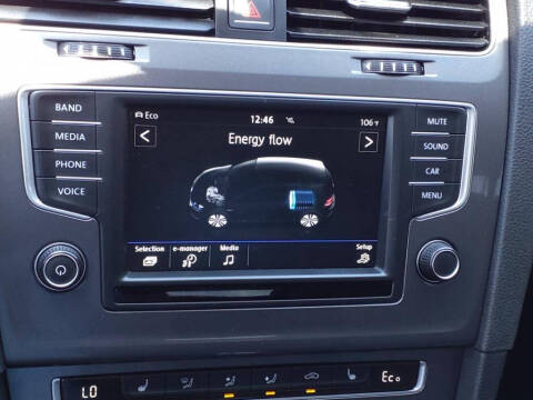 2016 Volkswagen e-Golf SE