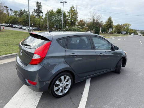 2012 Hyundai Accent SE