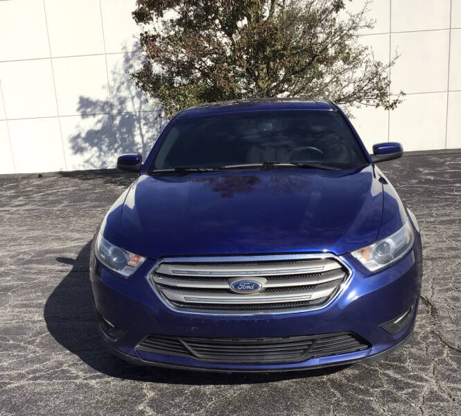 2015 Ford Taurus SEL