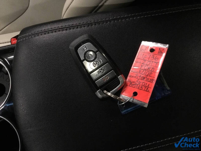 2017 Ford Edge Titanium