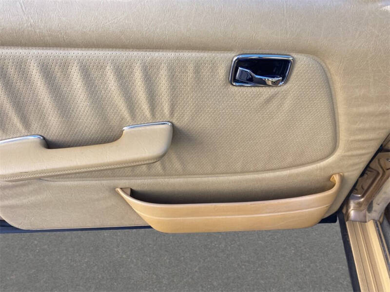 1985 Mercedes-Benz 300-Class 300 D