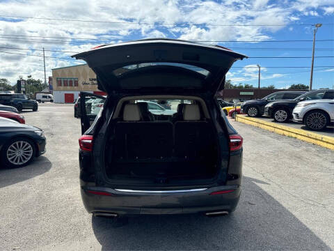 2018 Buick Enclave Essence