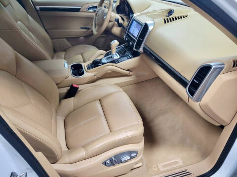 2012 Porsche Cayenne Tiptronic